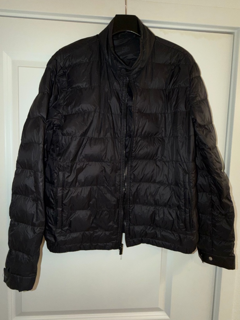 ALO Yoga Men's Black Quilted Lightweight Puffer Jacket